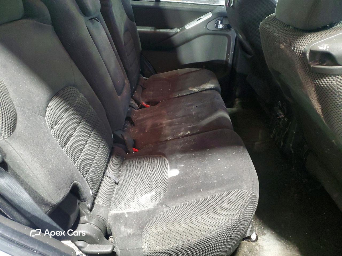 Nissan Pathfinder 2012