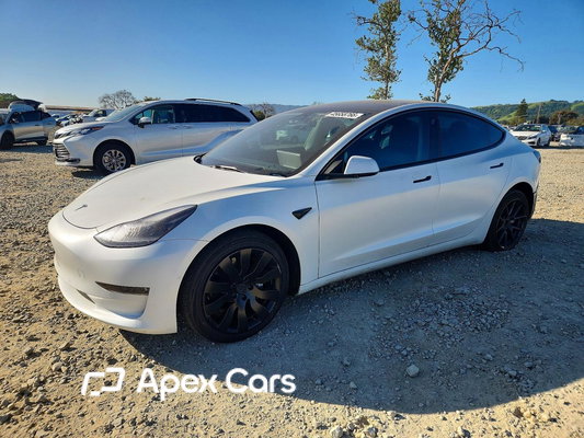 Tesla Model 3 2021 - Image 1 of 14