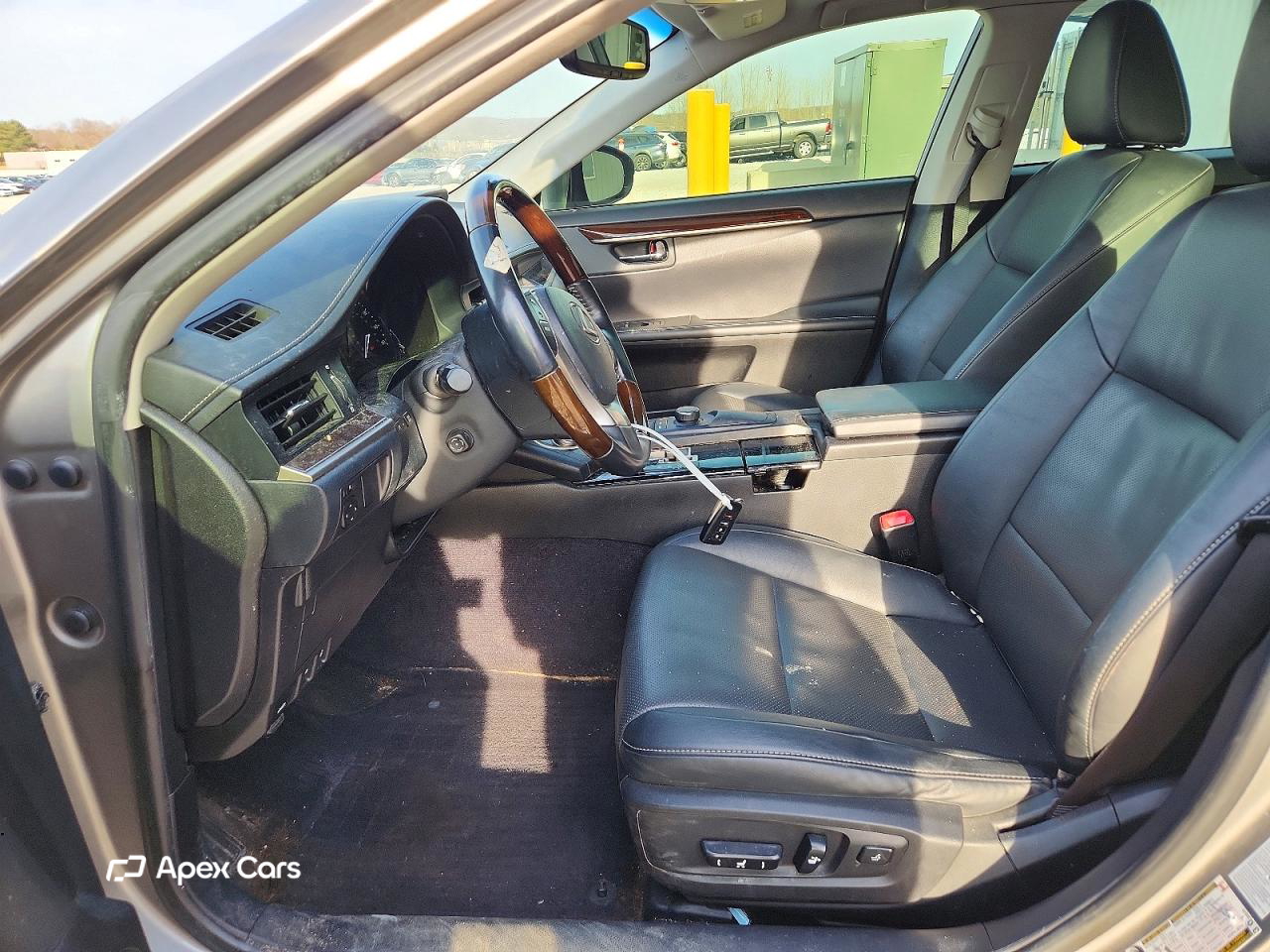 Lexus ES 2015