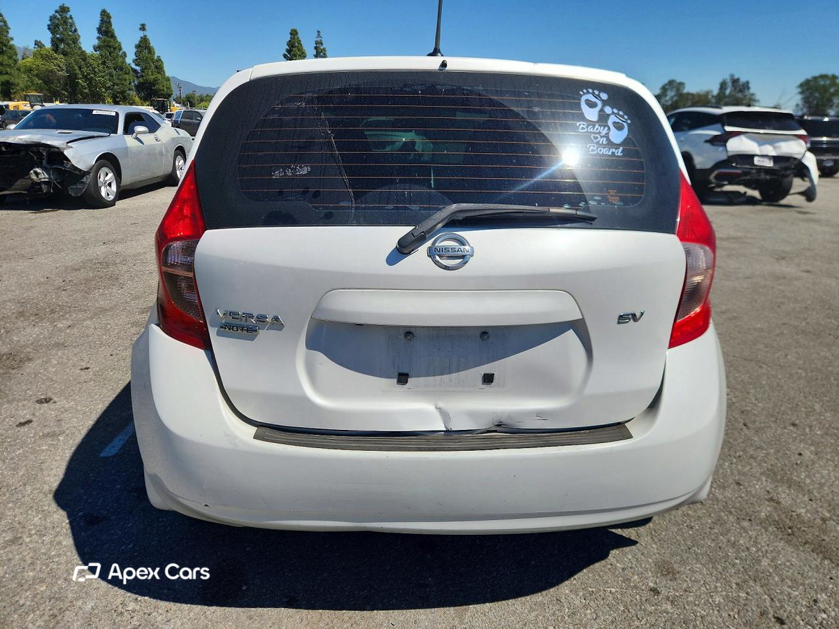 Nissan Versa 2016