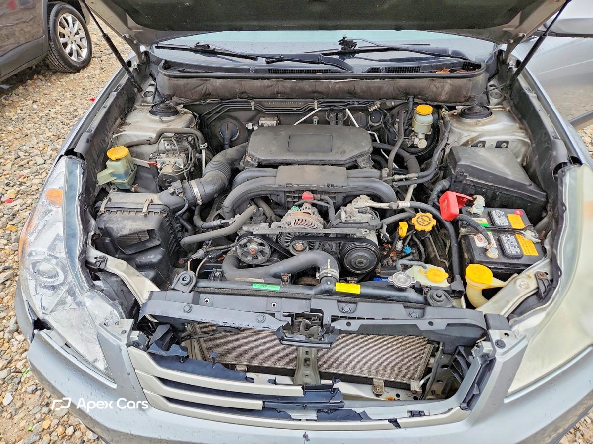 Subaru Outback 2011