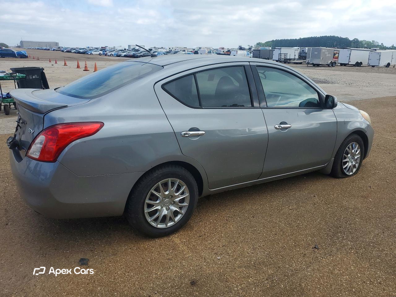 Nissan Versa 2014