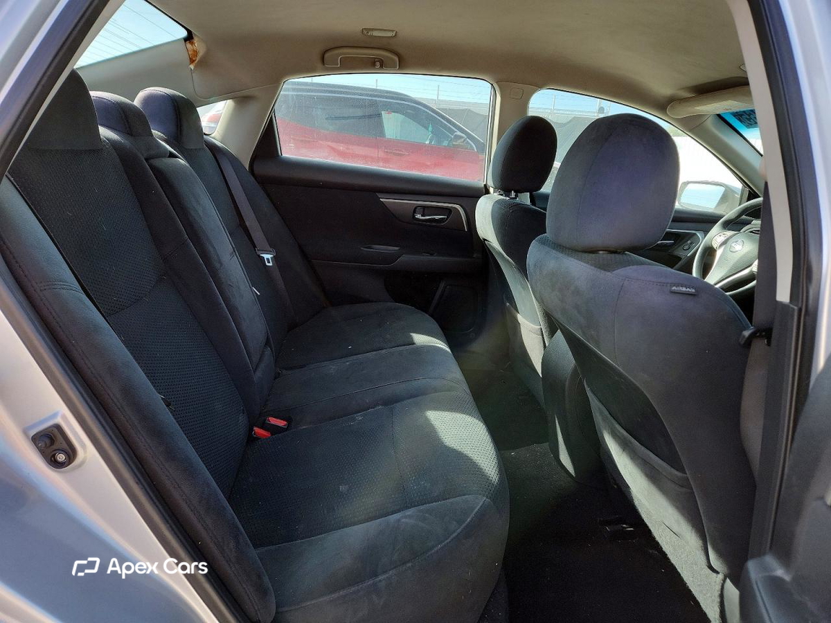 Nissan Altima 2015