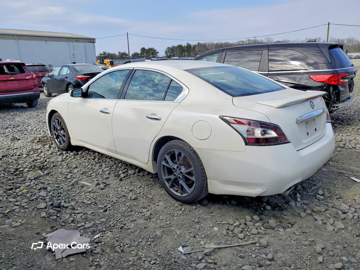 Nissan Maxima 2012