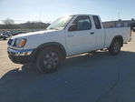 Navara (Frontier) 2000