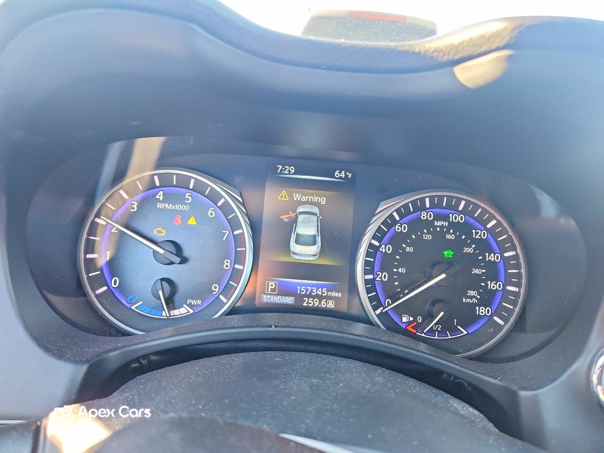 Infiniti Q50 2015