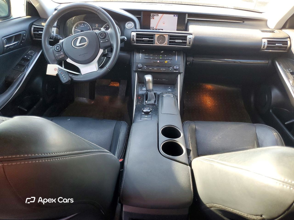 Lexus IS 2014