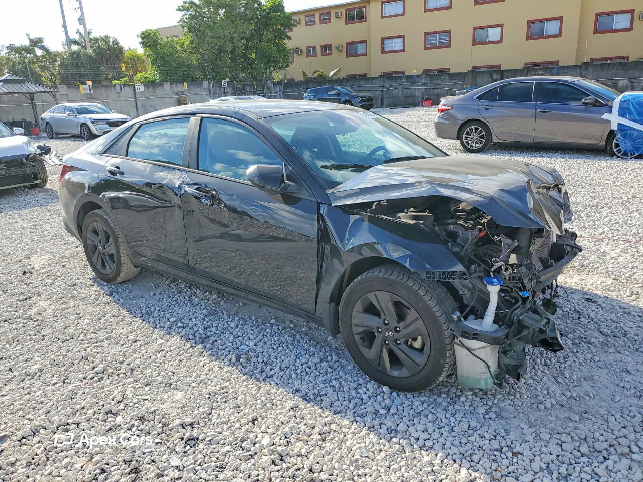 Hyundai Elantra 2022