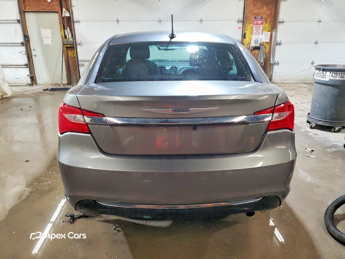 Chrysler 200 2013