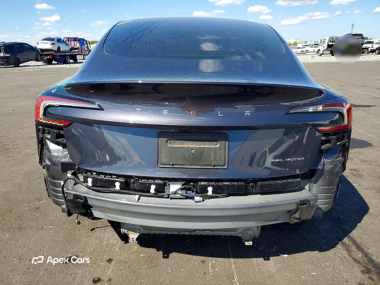Tesla Model 3 2024