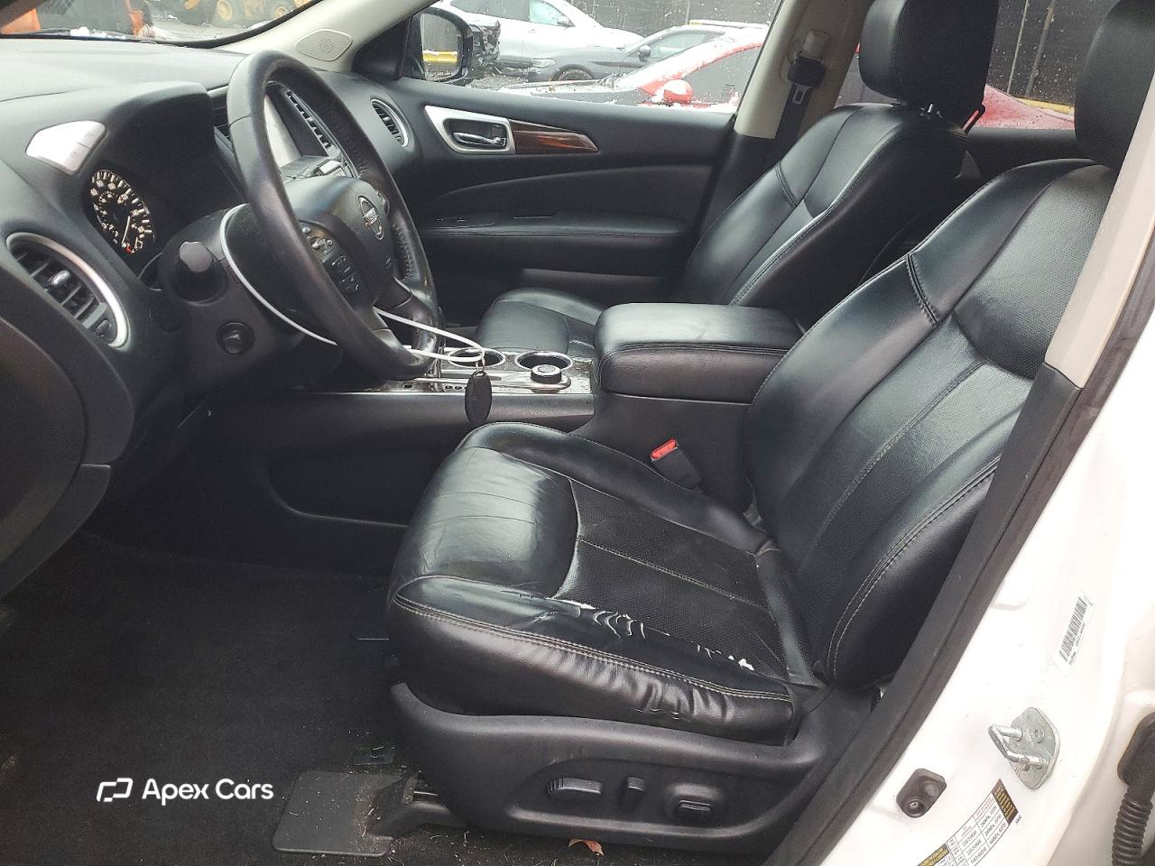 Nissan Pathfinder 2014