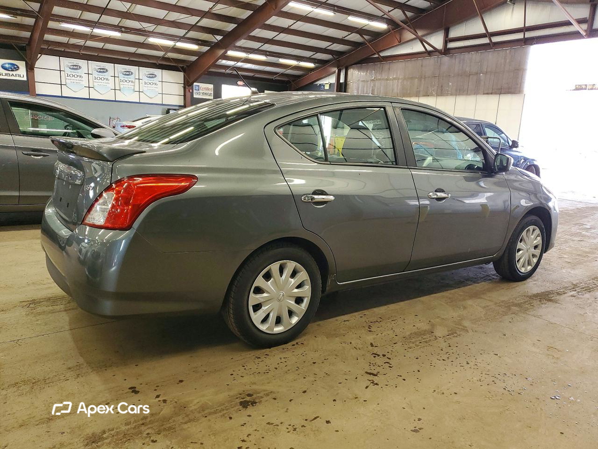 Nissan Versa 2019