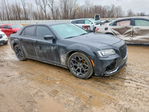 Chrysler 300 2019