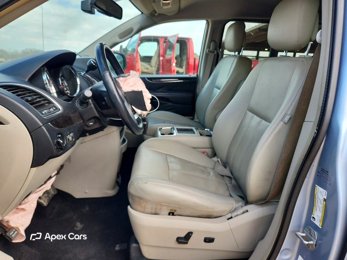 Chrysler Voyager 2012
