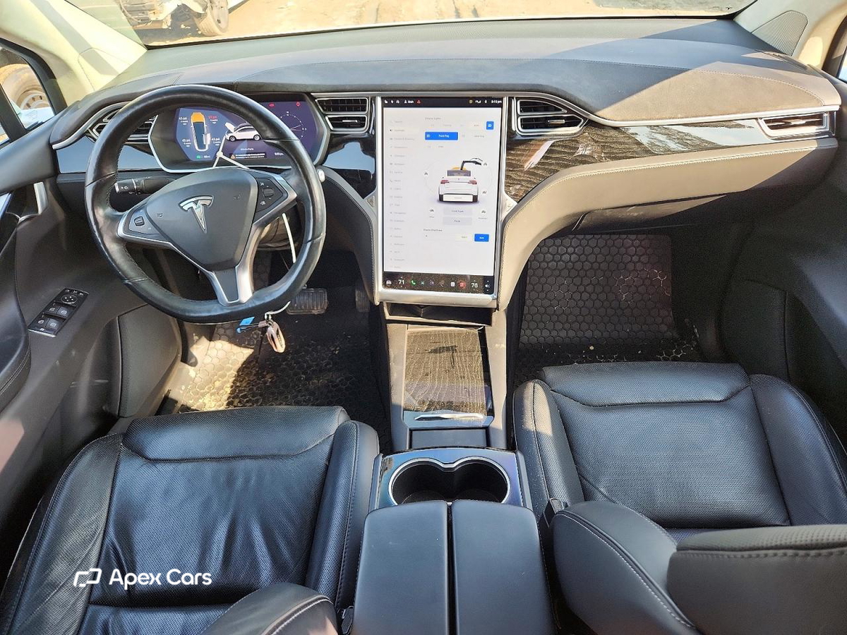 Tesla Model X 2016