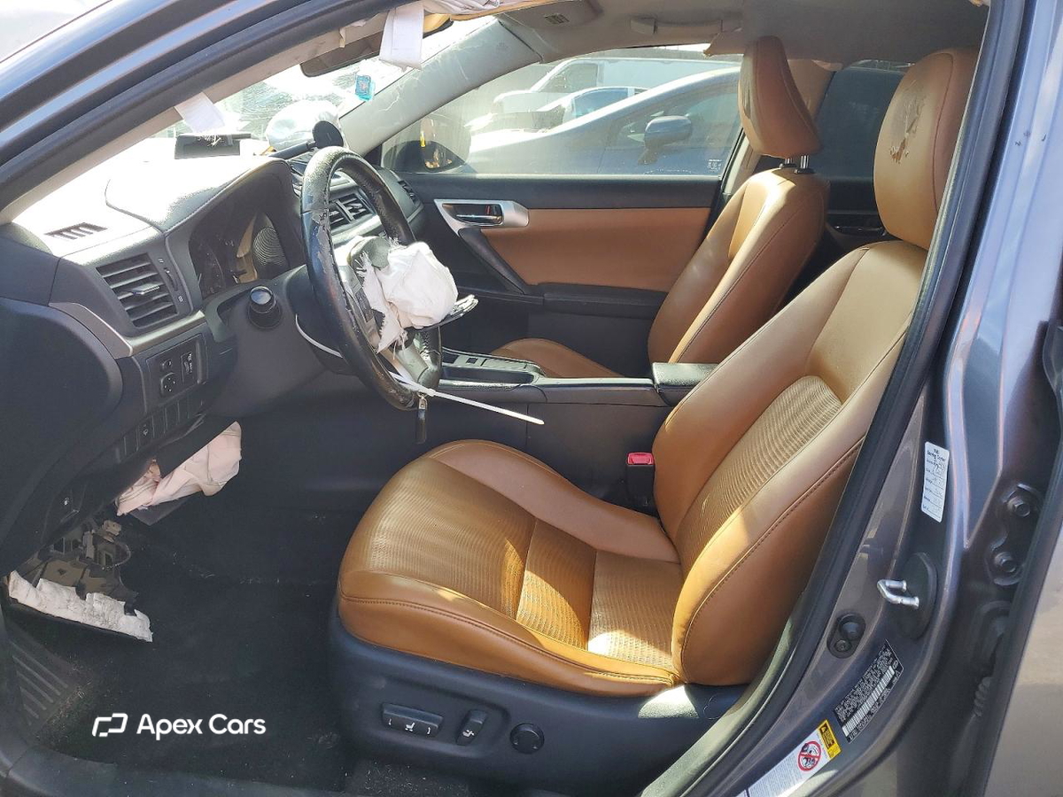 Lexus CT 2012