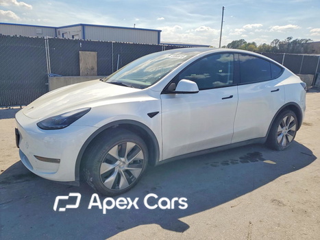Tesla Model Y 2023 - Image 1 of 12