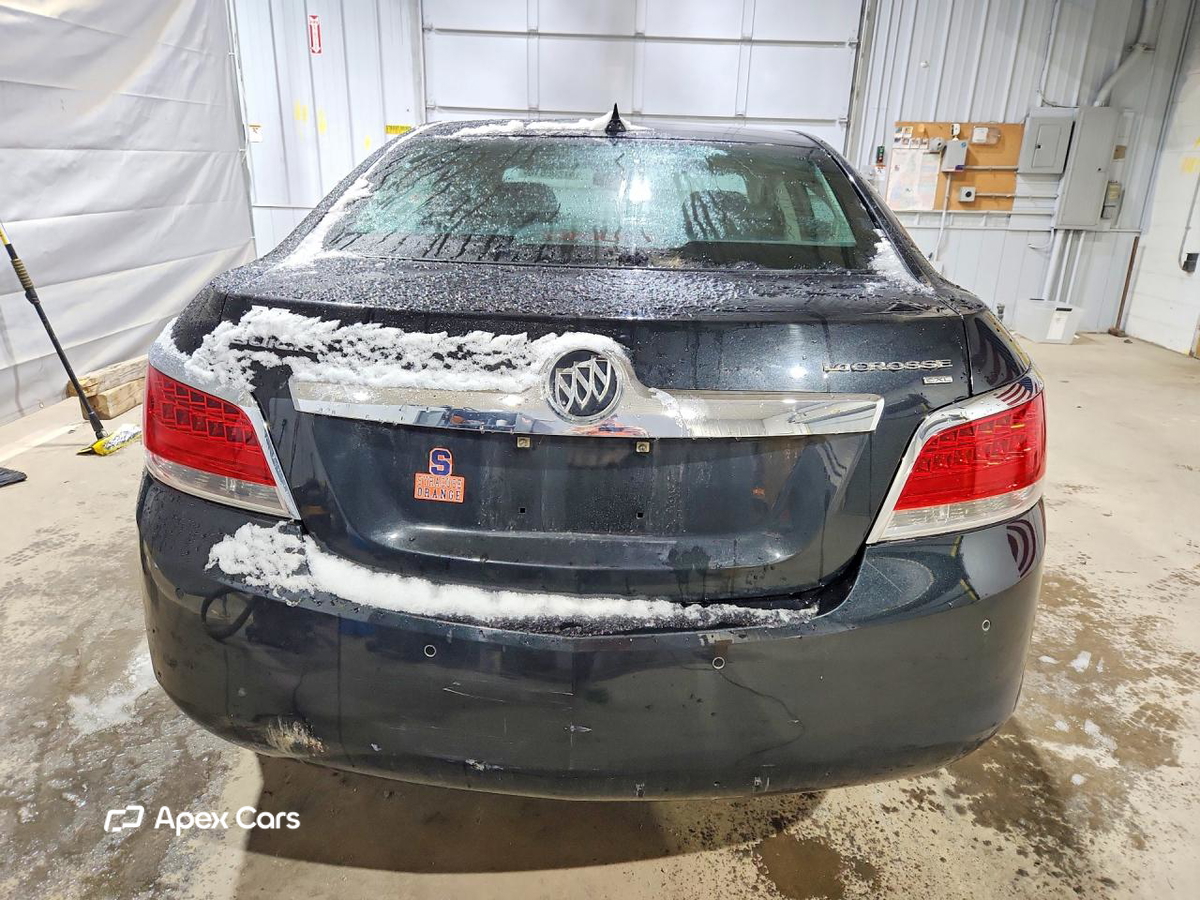 Buick LaCrosse 2011