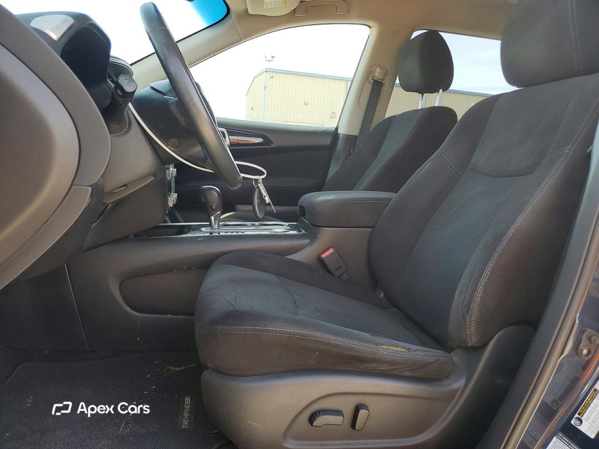 Nissan Pathfinder 2015