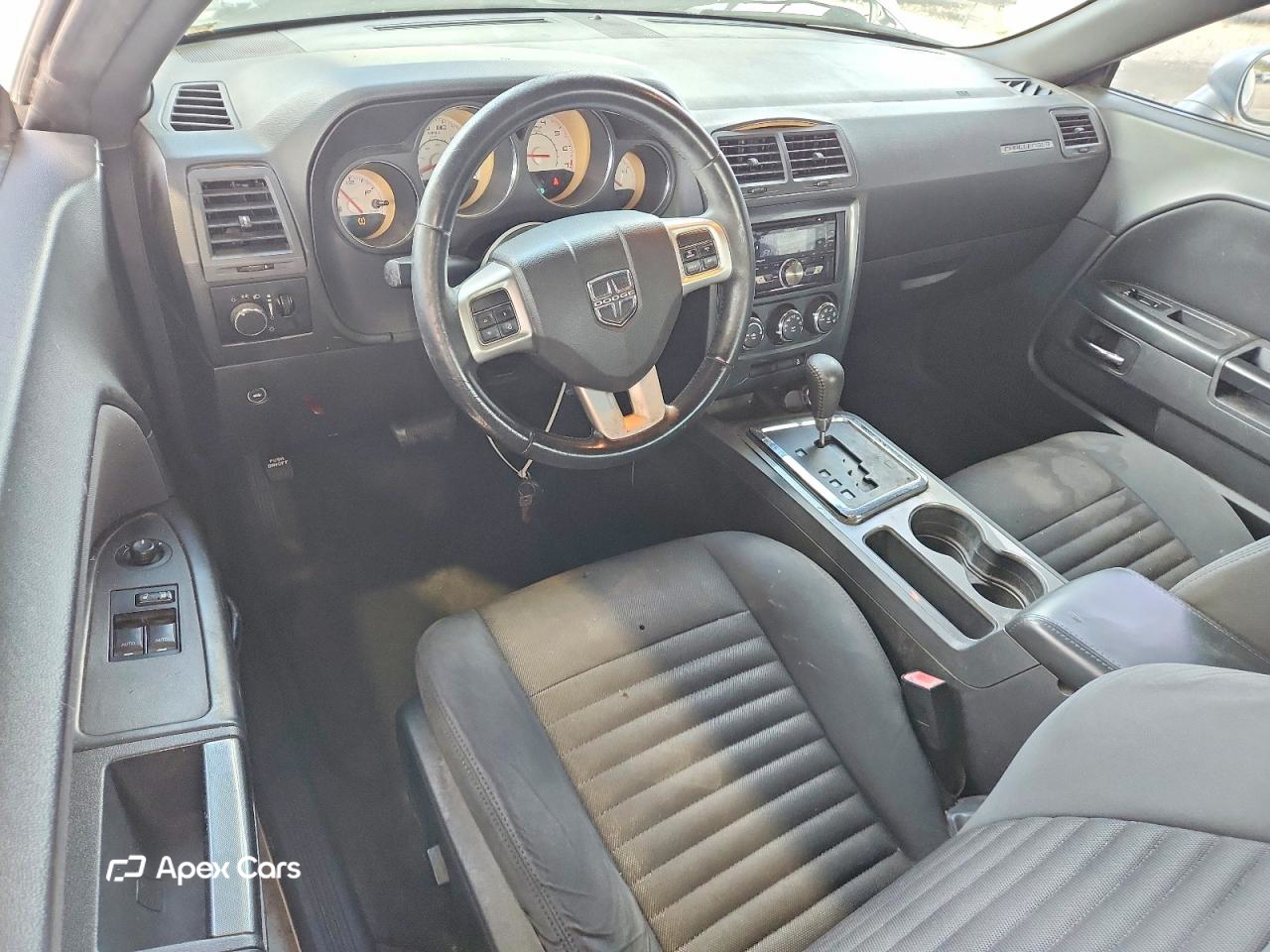 Dodge Challenger 2012