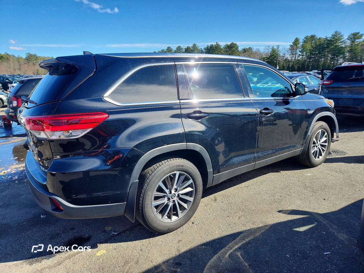 Toyota Highlander 2019
