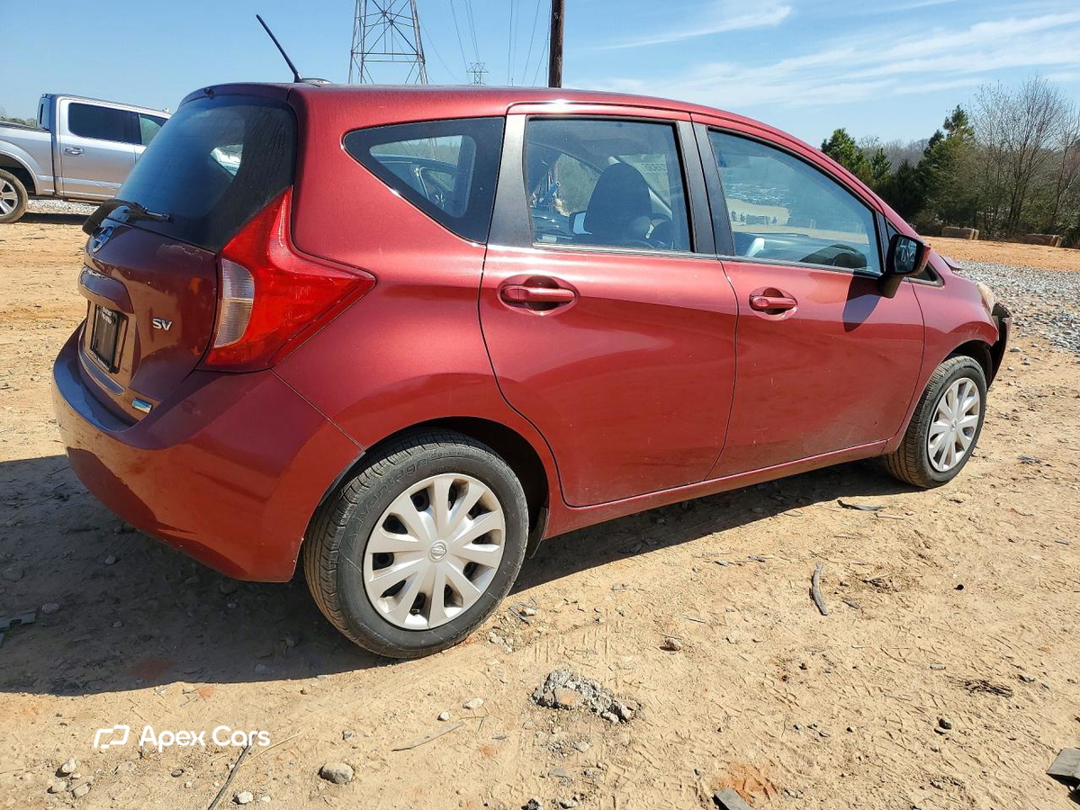 Nissan Versa 2016