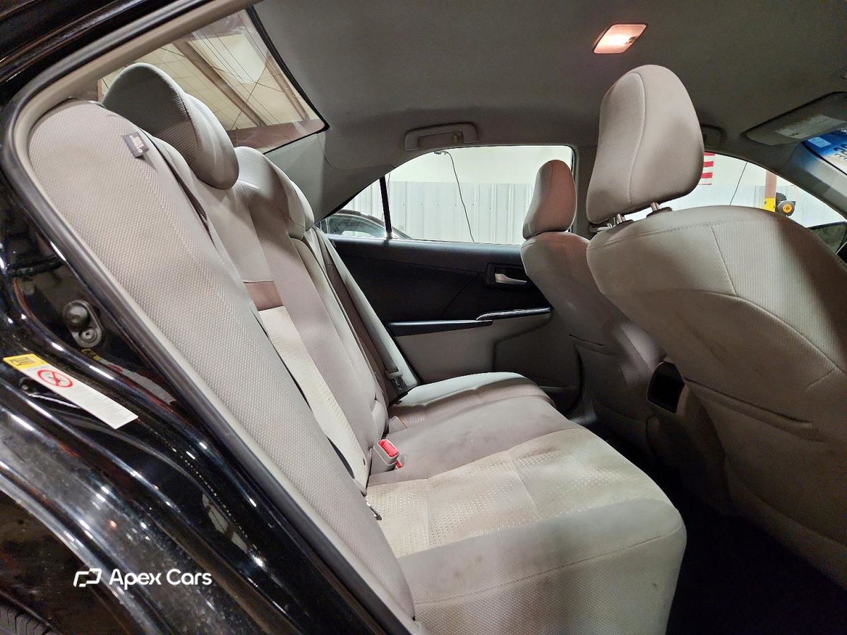 Toyota Camry 2012