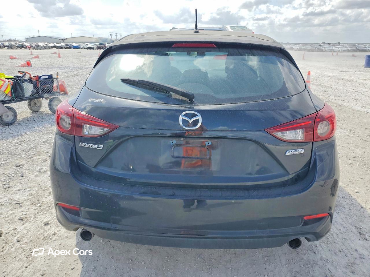 Mazda 3 2018