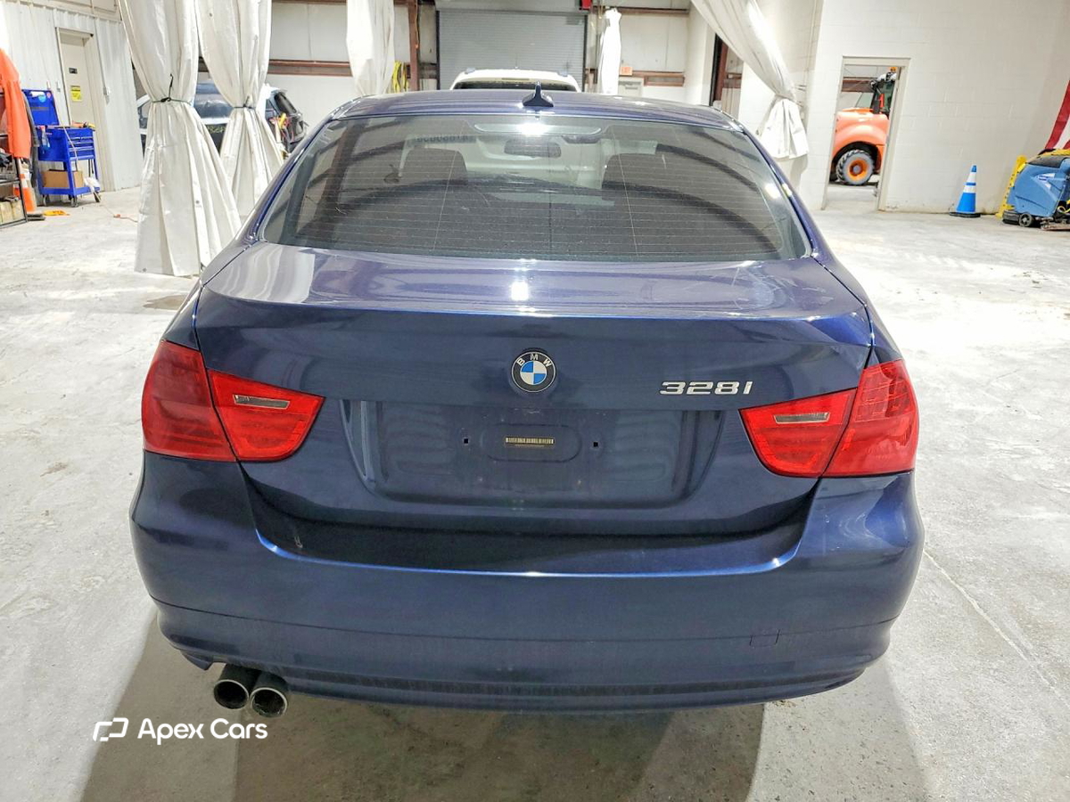 BMW Series 3 2011