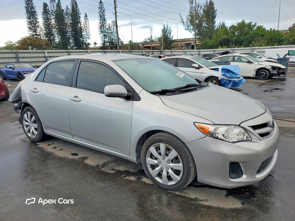 Toyota Corolla 2012