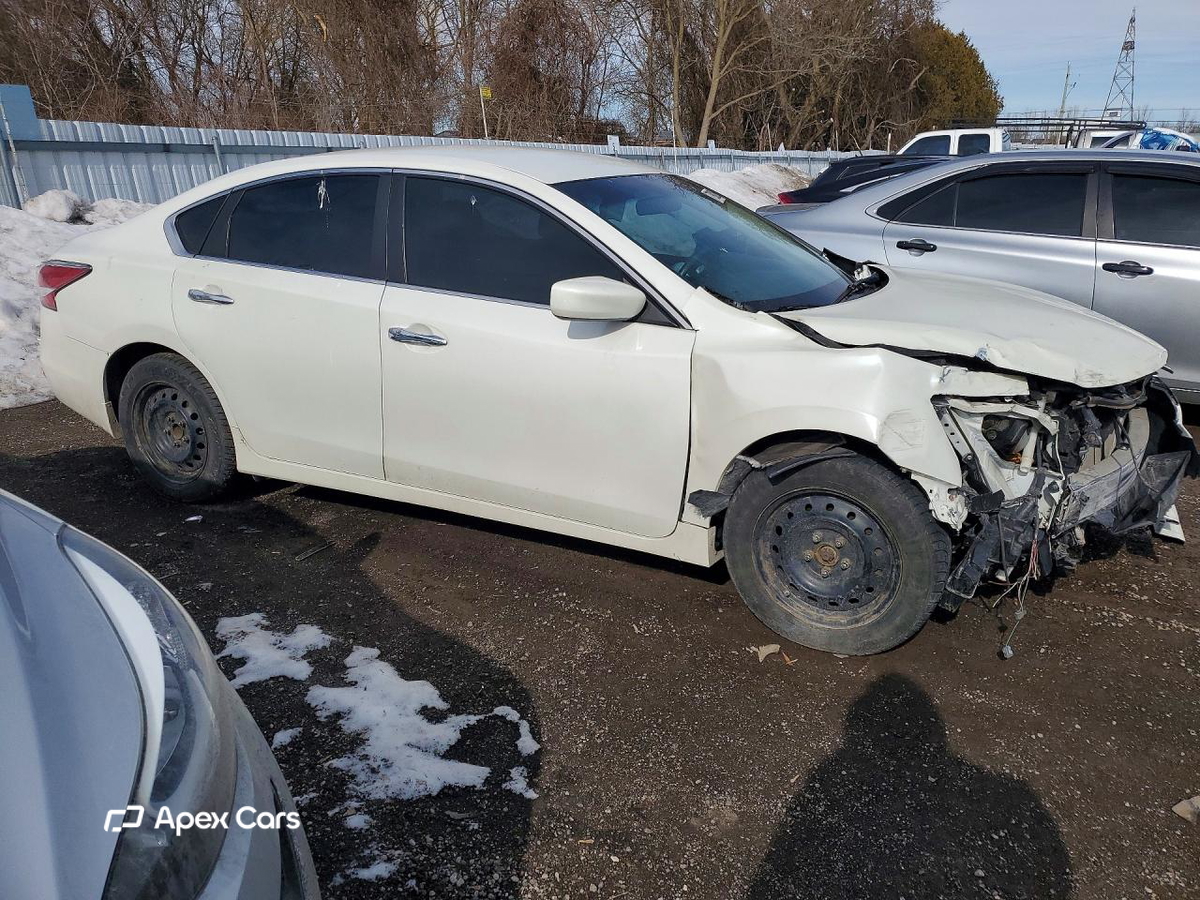 Nissan Altima 2015