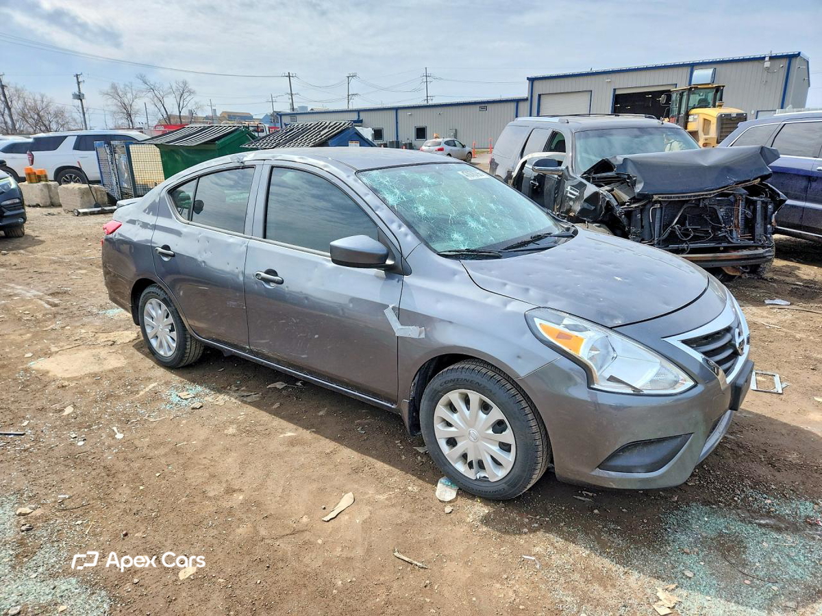 Nissan Versa 2017