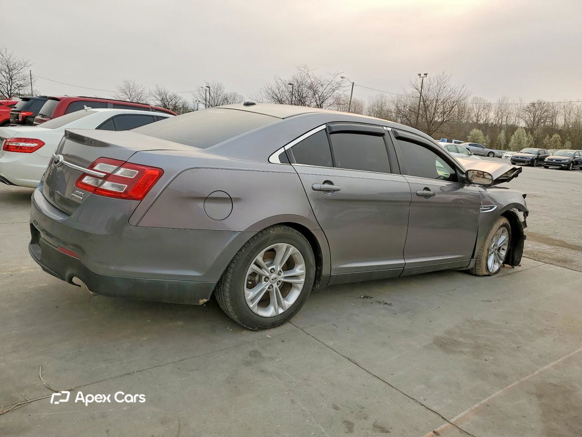 Ford Taurus 2013