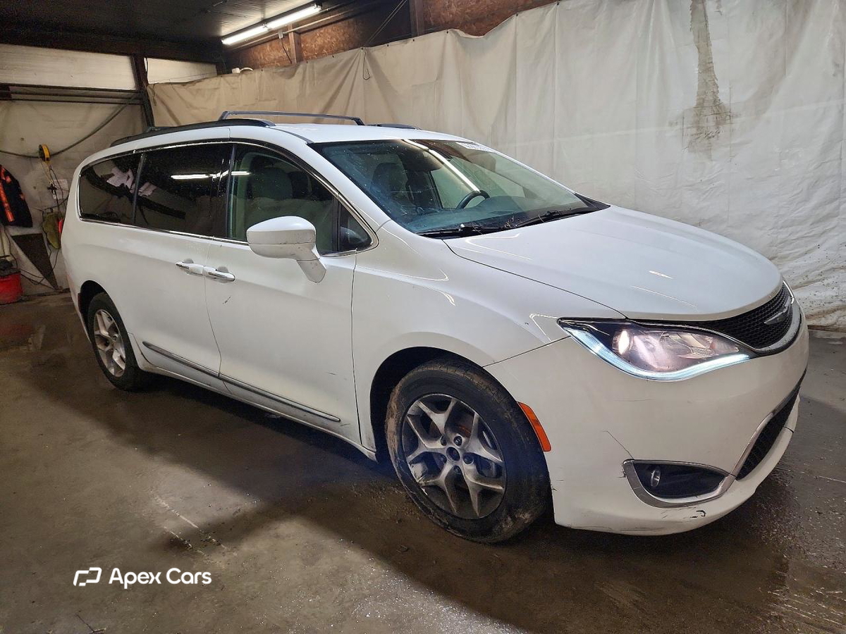 Chrysler Pacifica 2017