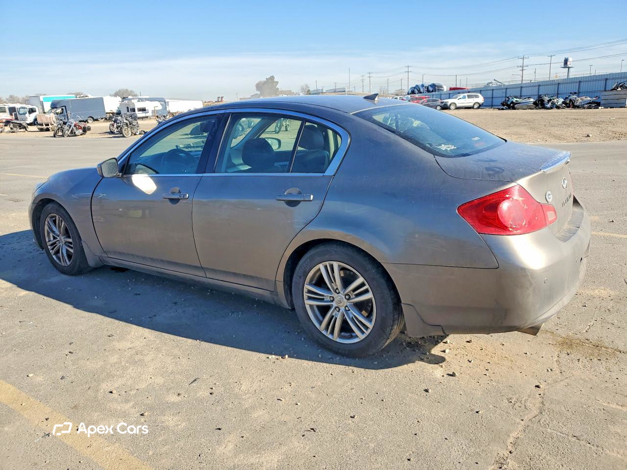 Infiniti G 2010