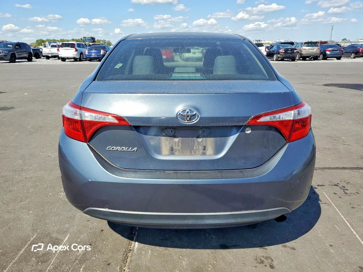 Toyota Corolla 2015