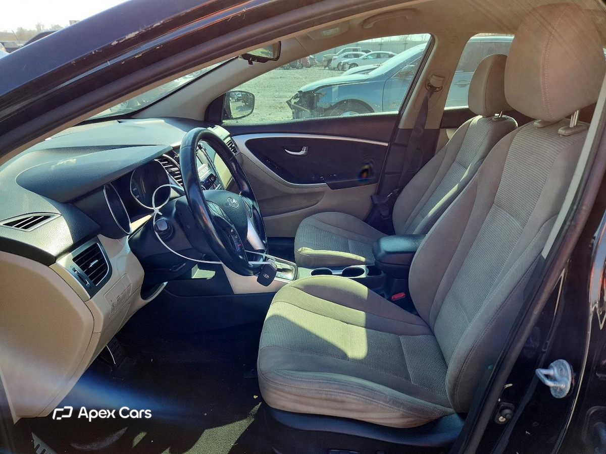 Hyundai Elantra 2016