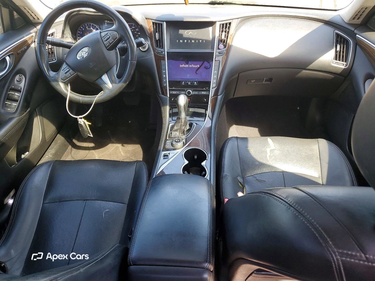 Infiniti Q50 2014