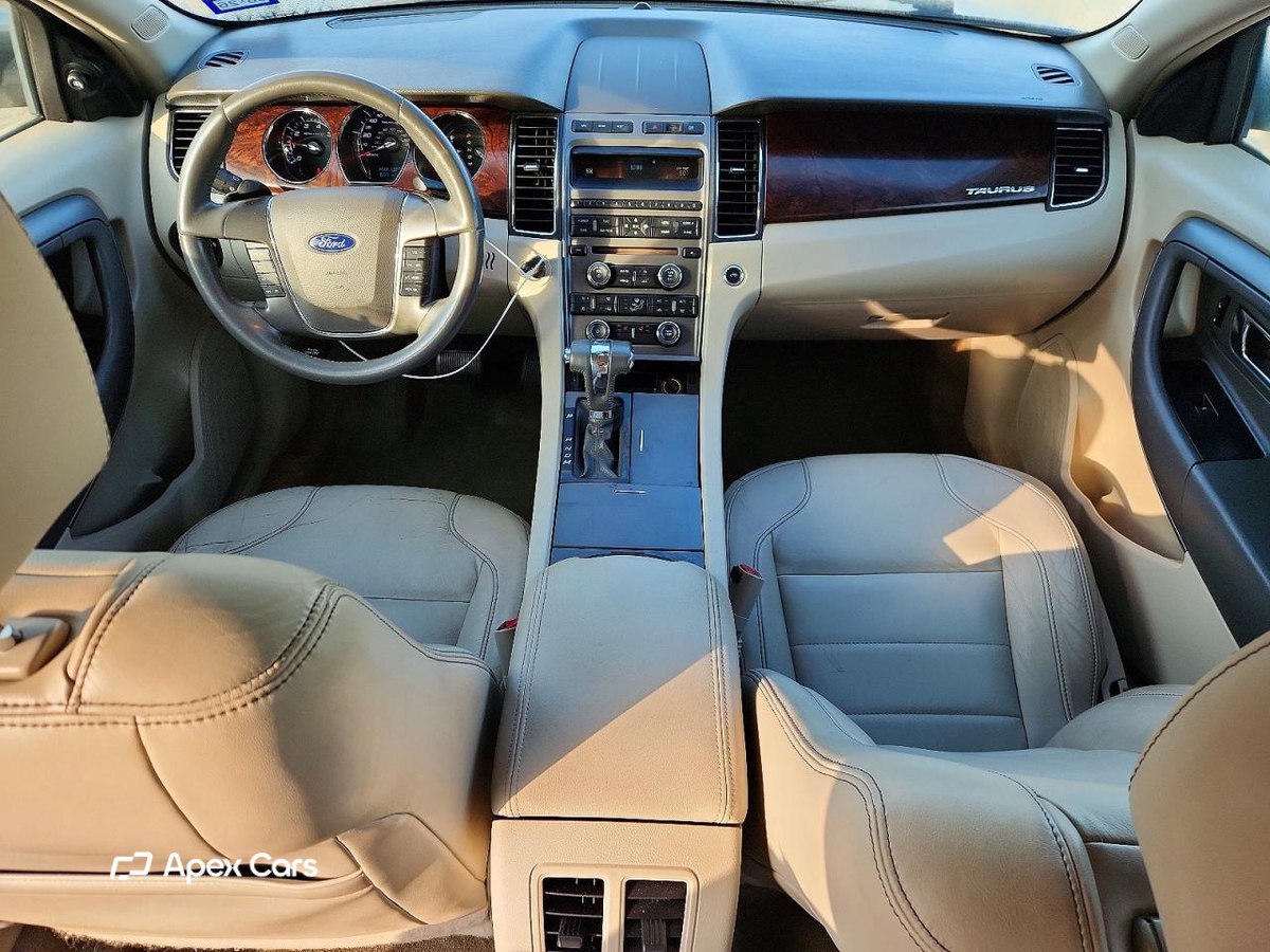 Ford Taurus 2012
