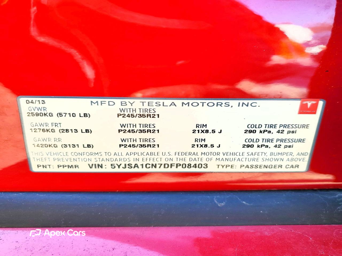 Tesla Model S 2013