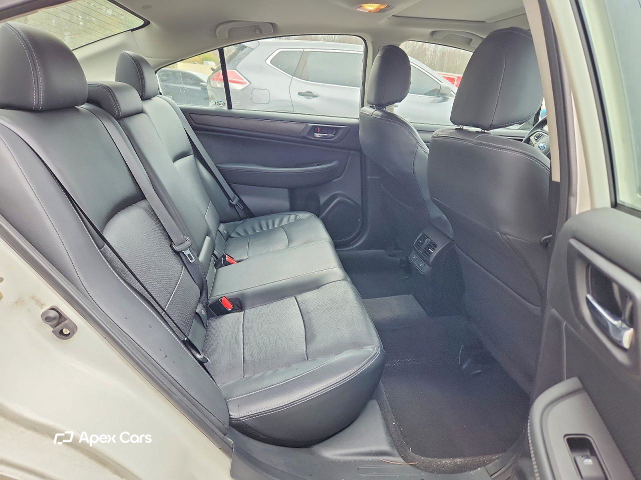 Subaru Legacy 2017