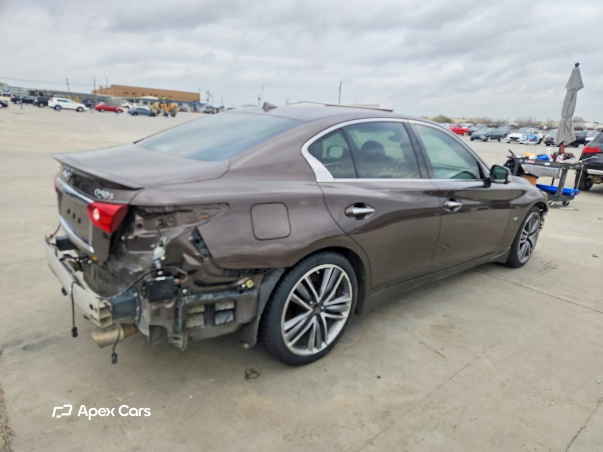Infiniti Q50 2015