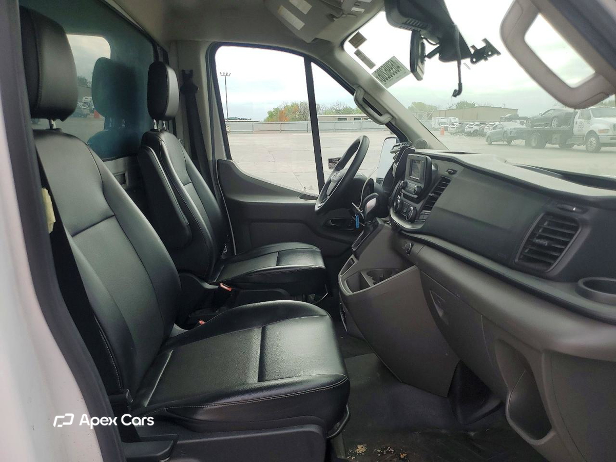 Ford Transit 2022