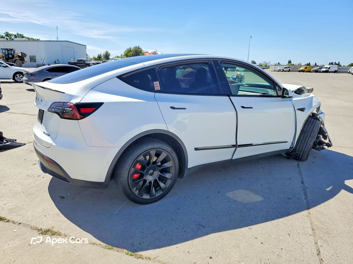 Tesla Model Y 2022