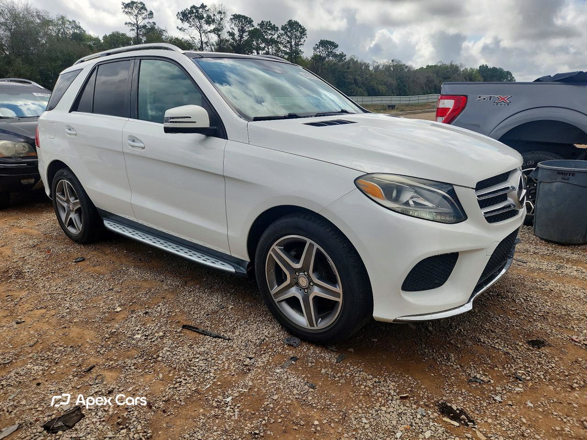 Mercedes-Benz GLE 2016