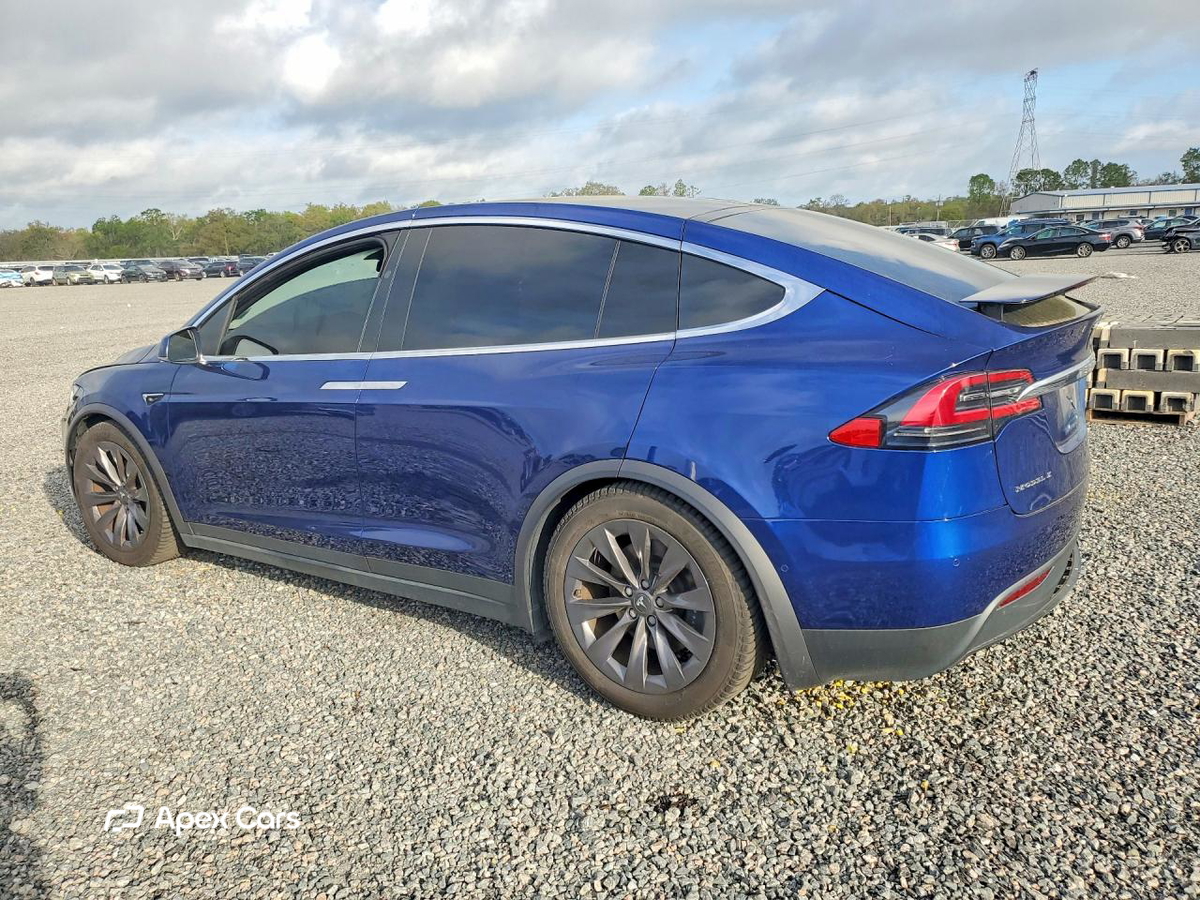 Tesla Model X 2018