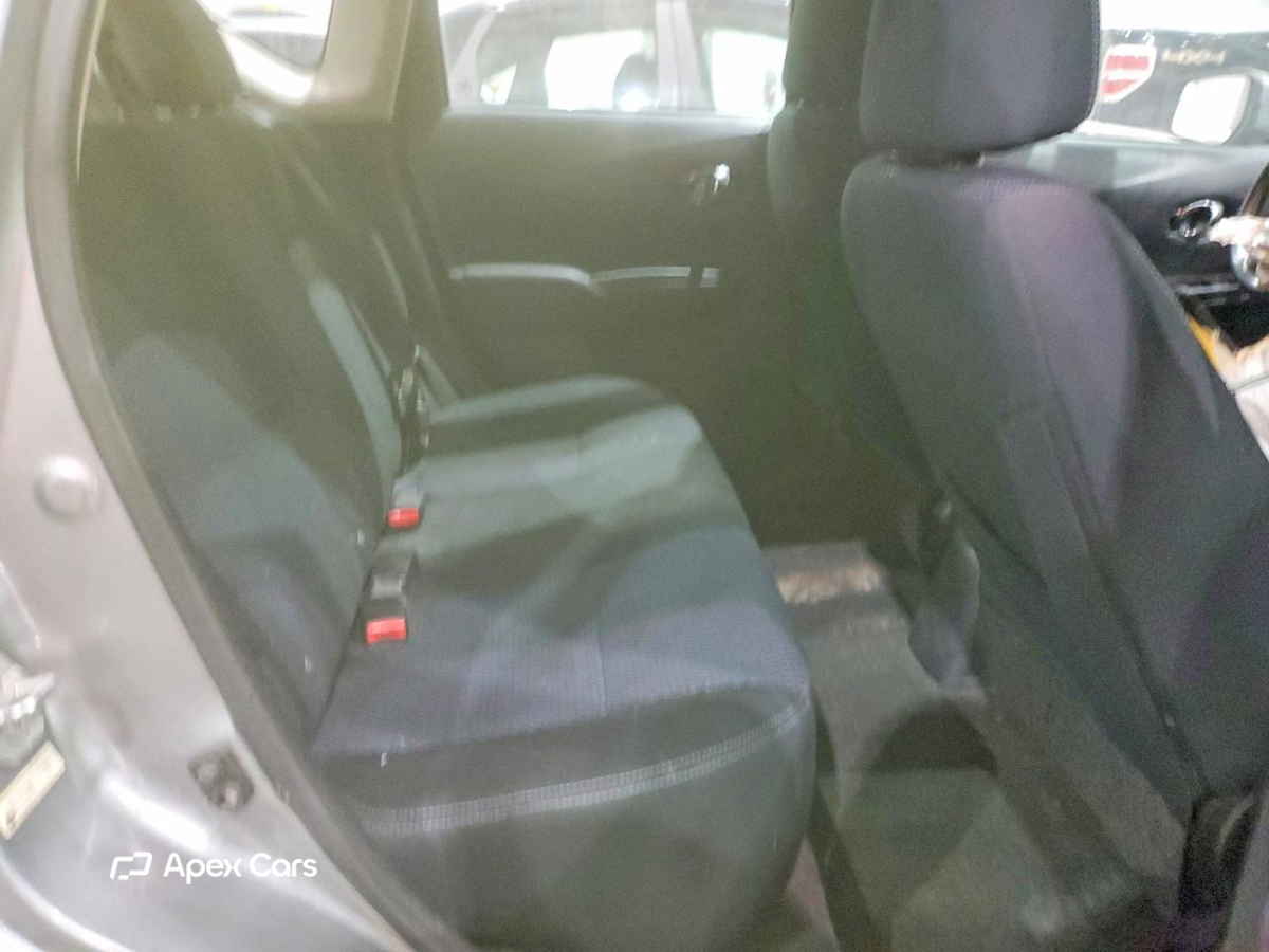 Nissan Versa 2015