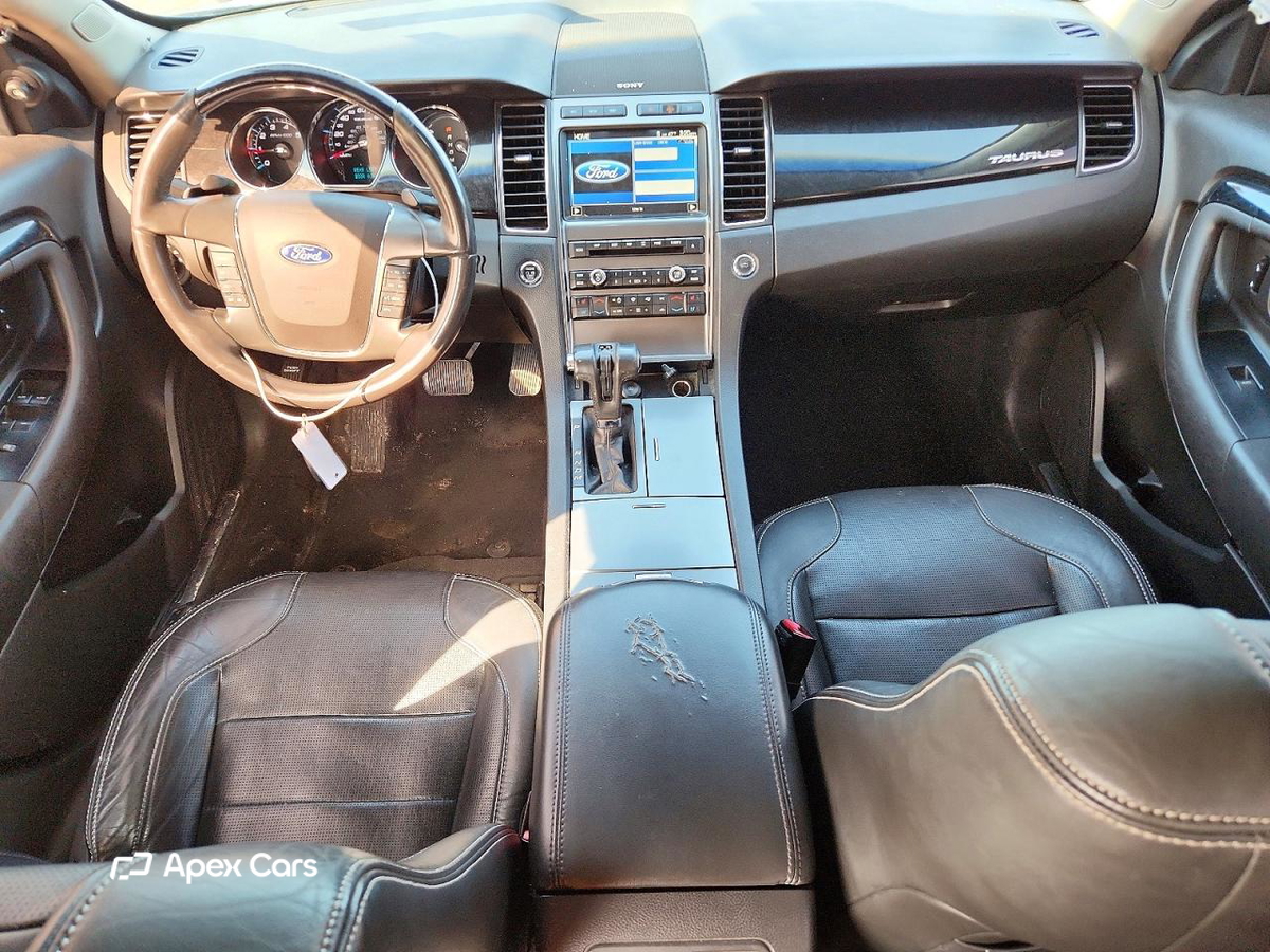 Ford Taurus 2011