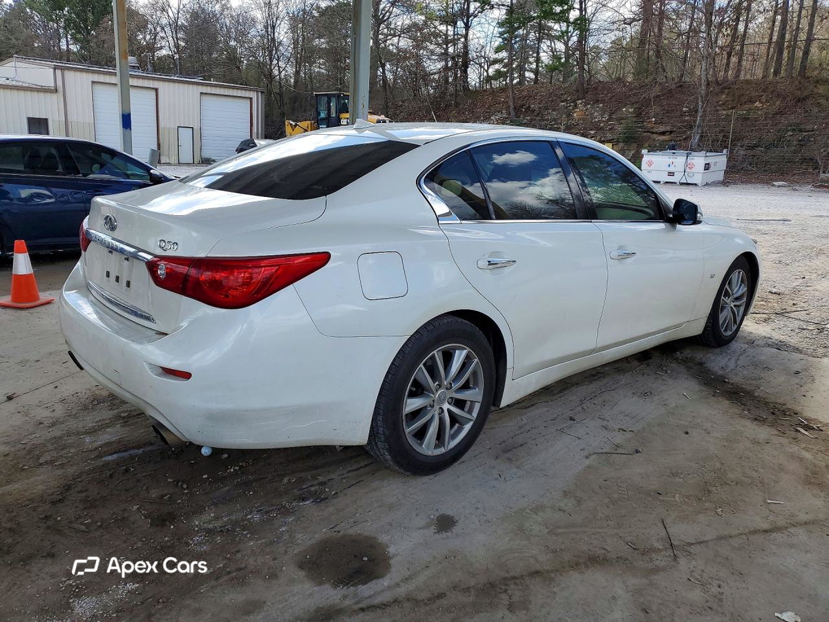 Infiniti Q50 2015