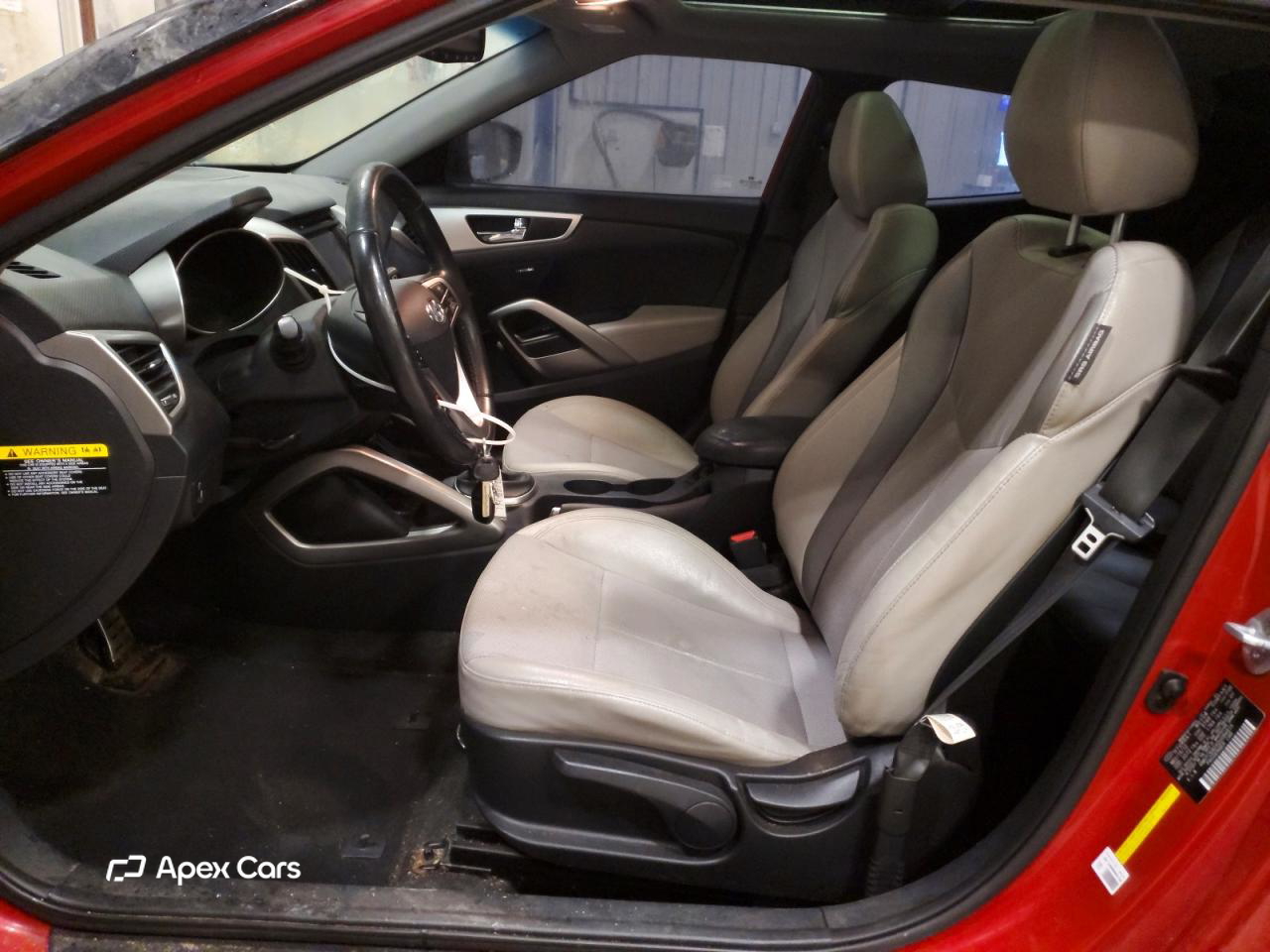 Hyundai Veloster 2013